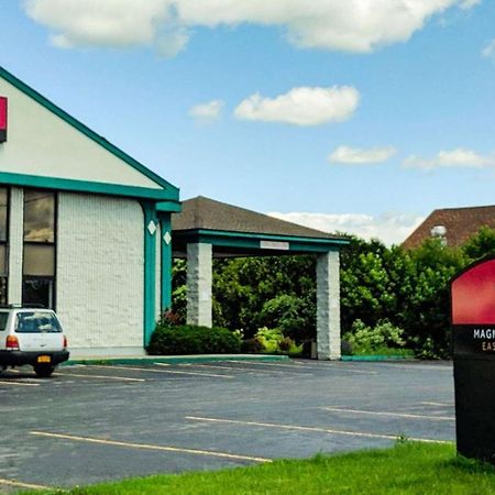 Magnuson Hotel East Syracuse Extérieur photo