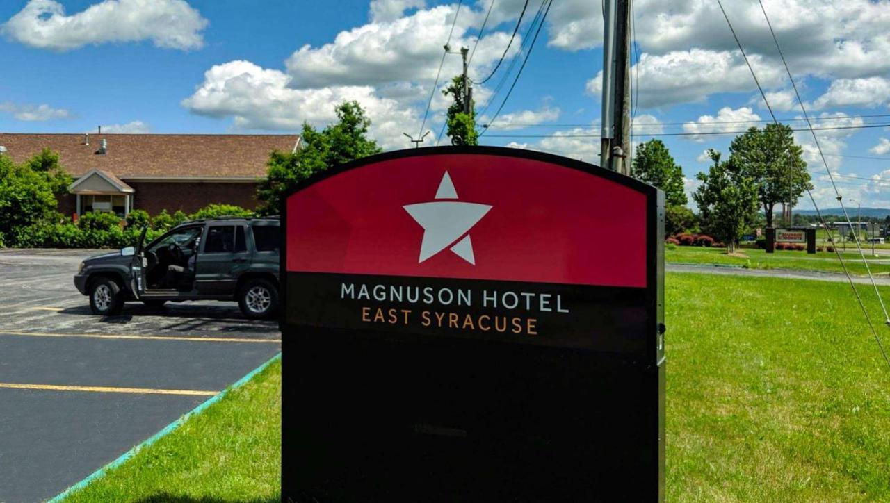 Magnuson Hotel East Syracuse Extérieur photo