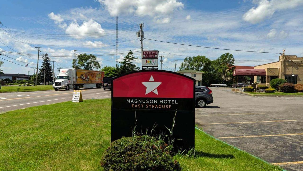 Magnuson Hotel East Syracuse Extérieur photo