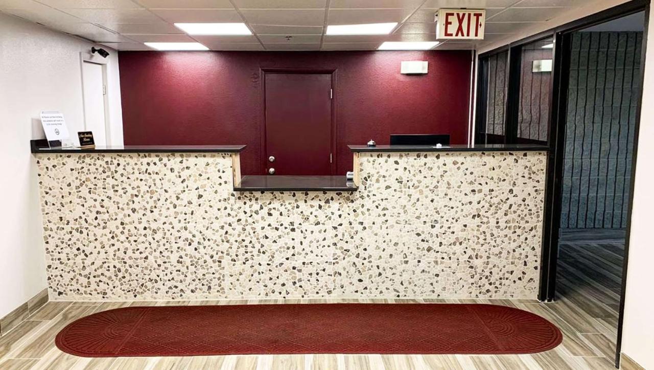 Magnuson Hotel East Syracuse Extérieur photo