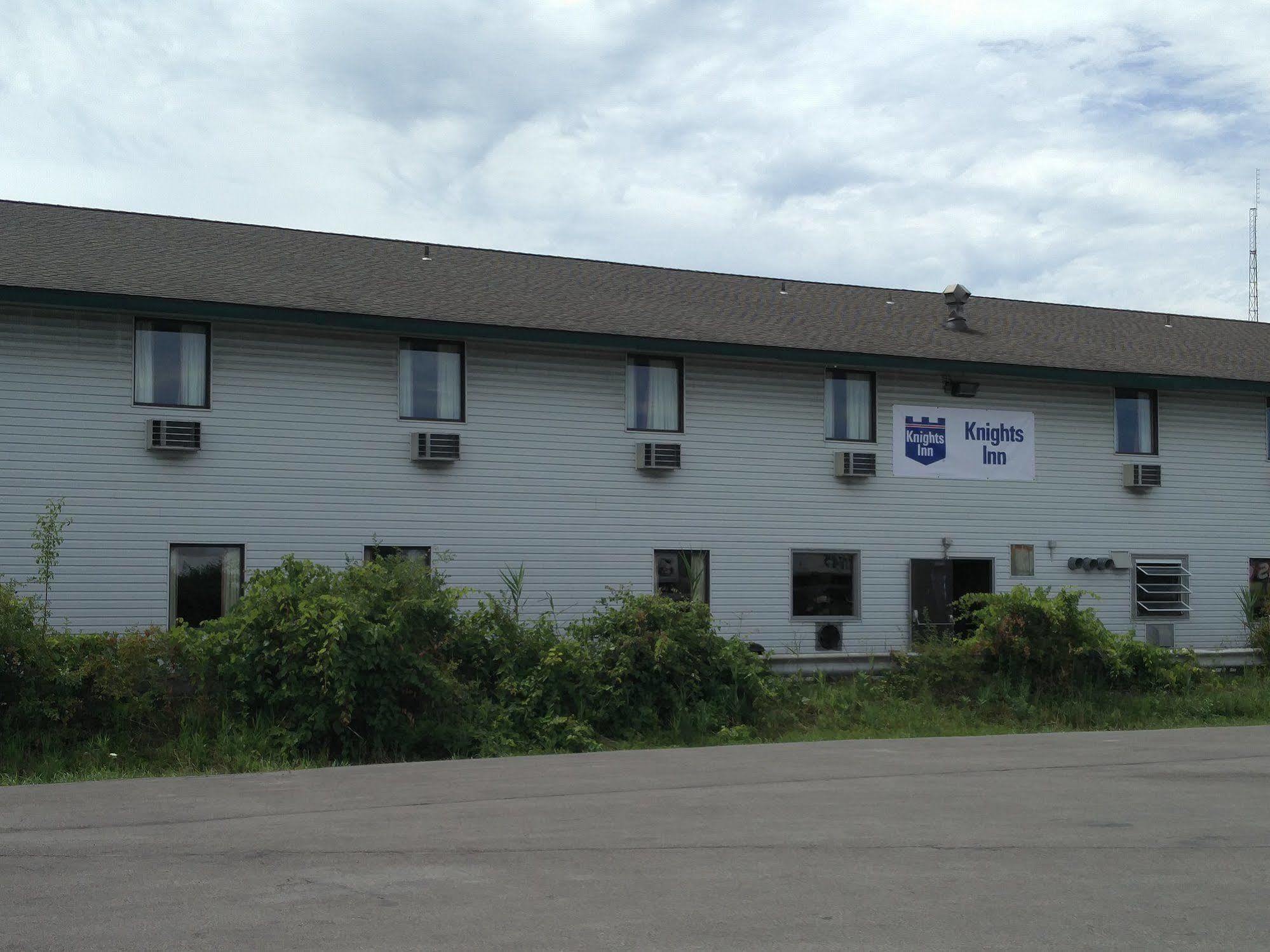 Magnuson Hotel East Syracuse Extérieur photo